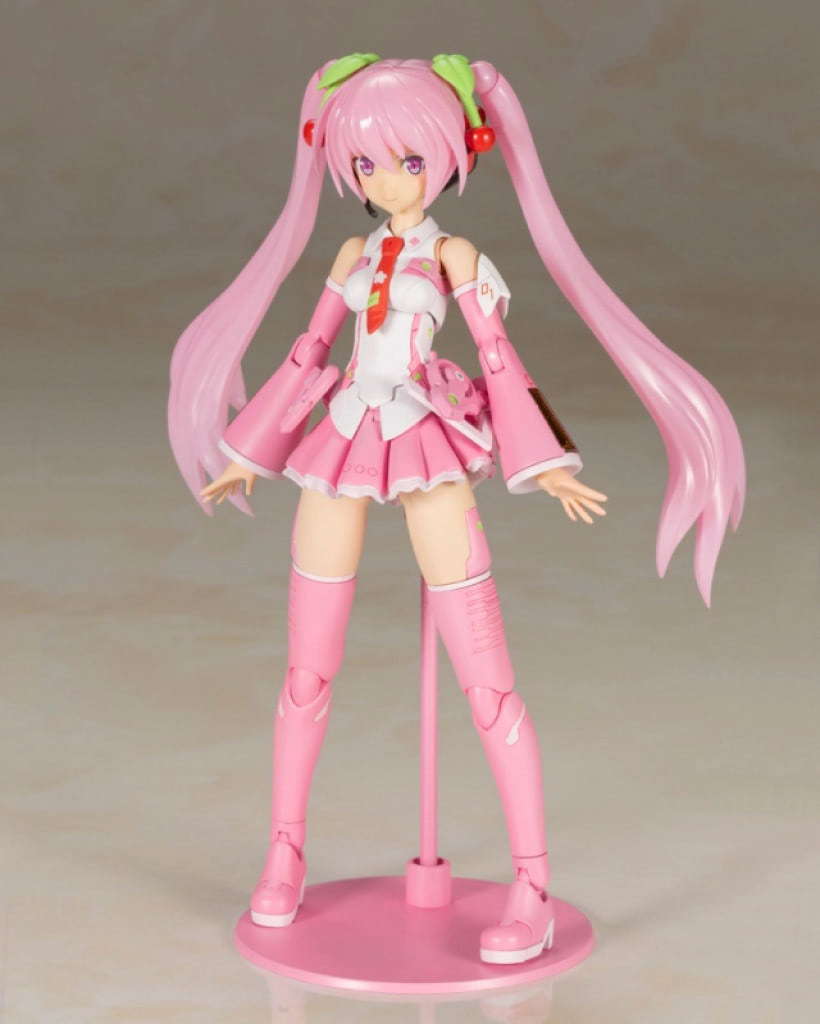 かわいいピンクにさくらんぼ♪ 桜ミクが『フレームアームズ