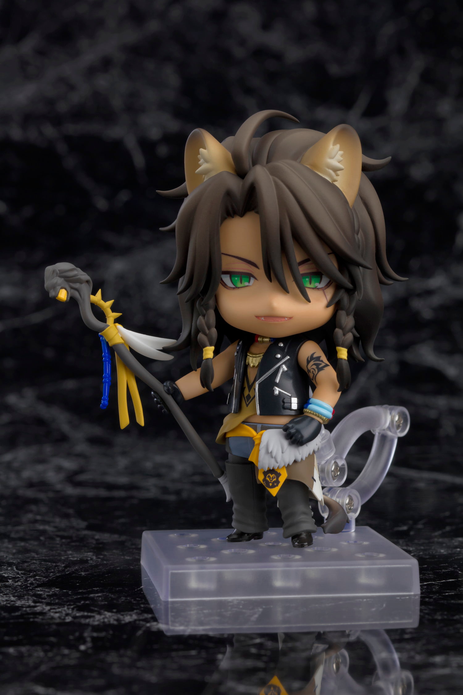サバナクロー寮・寮長『レオナ・キングスカラー』がねんどろいど