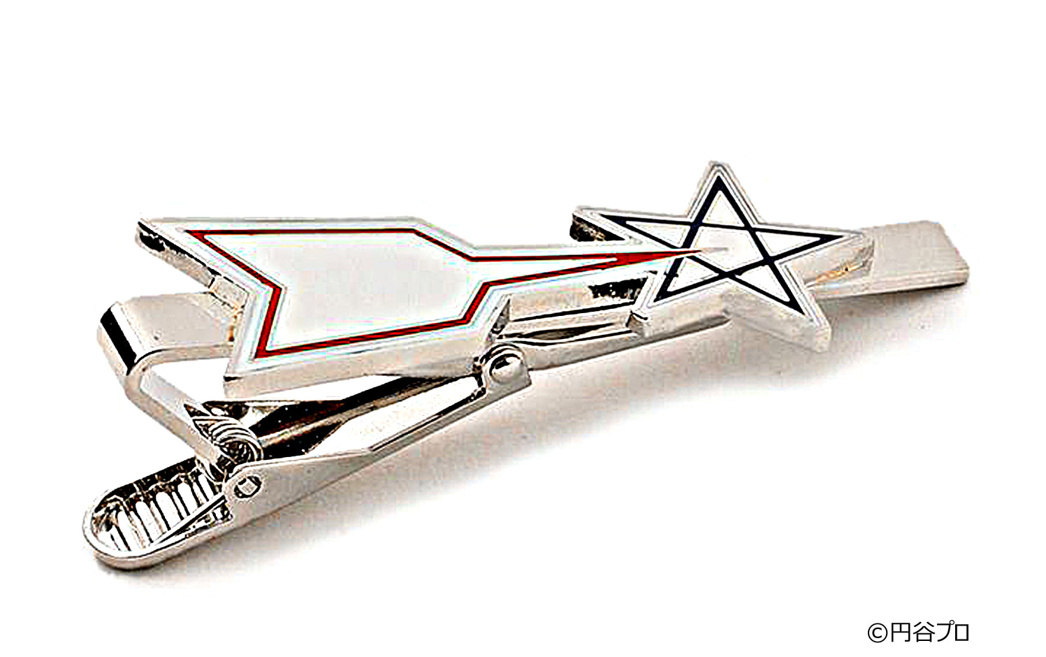 裏地デザインにも注目！ 『ウルトラマン』イメージのスーツが登場