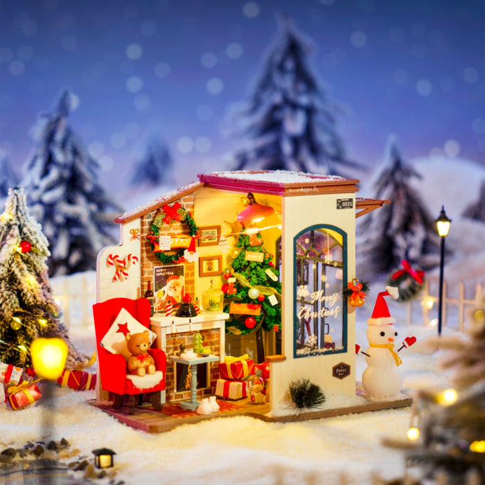 オルゴール付き！数量限定ミニチュアハウスキット「クリスマスハウス