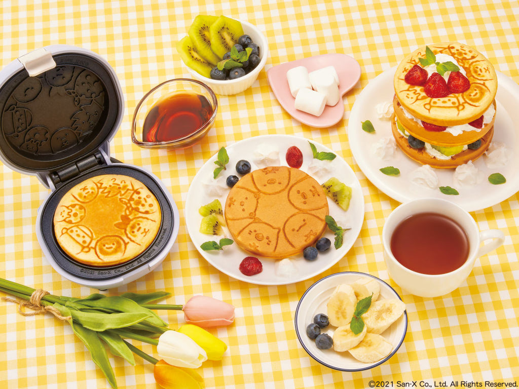 すみっコたちが両面にこんがり焼けるパンケーキメーカー