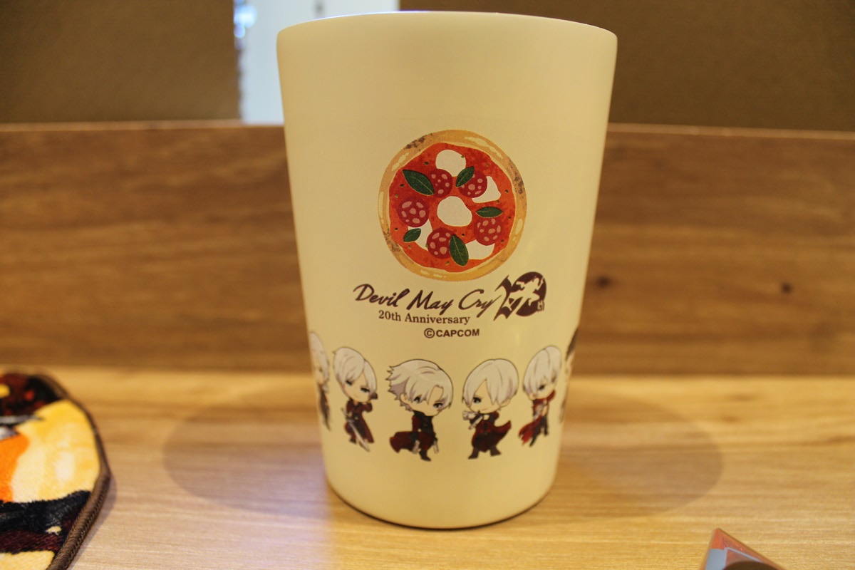 2月25日スタート！『デビル メイ クライ』コラボカフェを体験