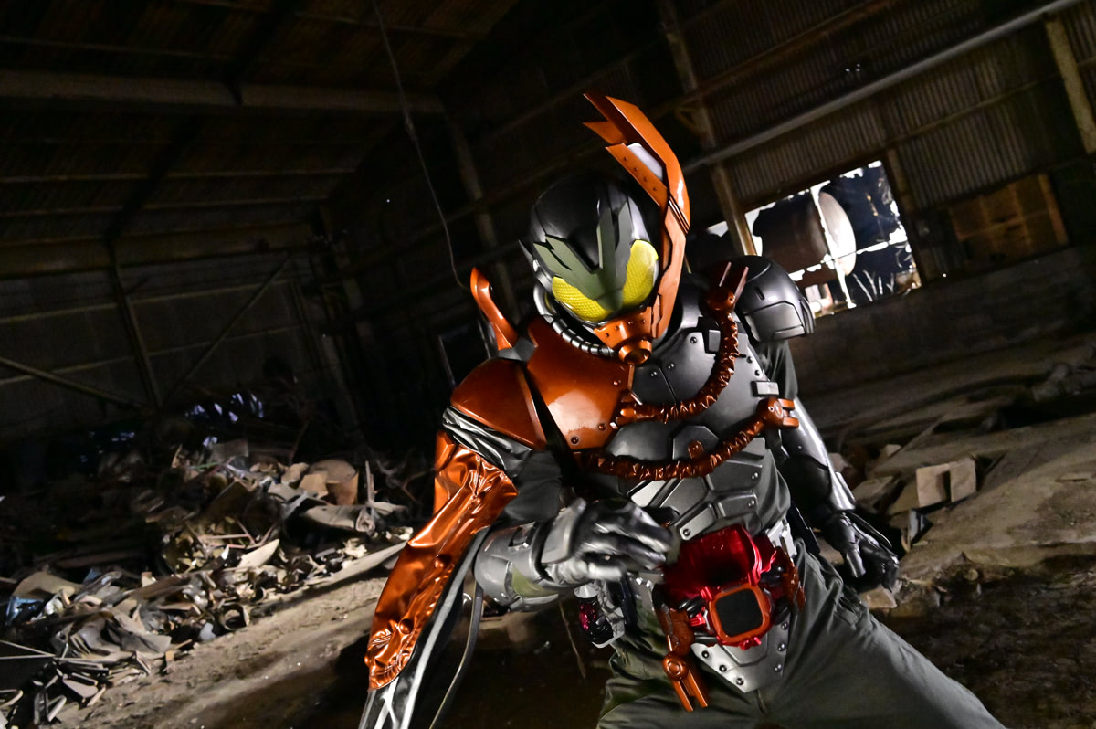 リバイス』外伝『仮面ライダーベイル』予告編＆追加キャスト解禁