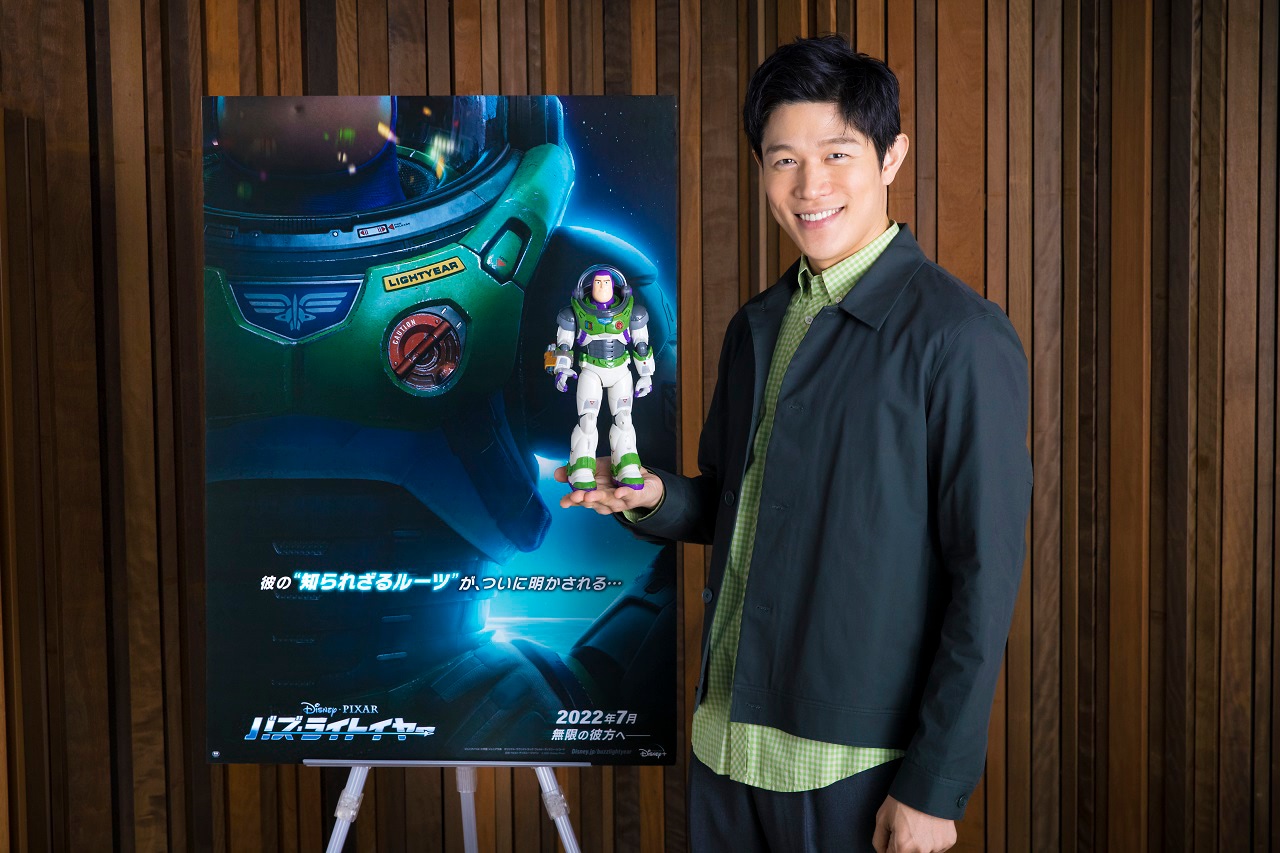 バズ ライトイヤー バズ役の日本版声優に鈴木亮平 日本版本予告解禁 アニメージュプラス アニメ 声優 特撮 漫画のニュース発信
