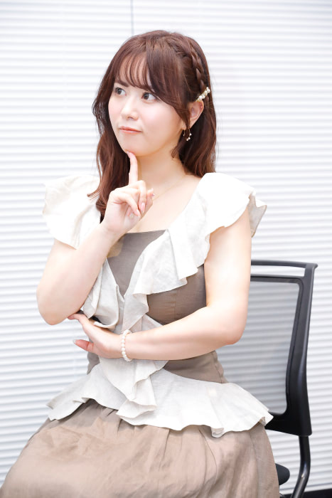 【井口 裕香】直筆サイン色紙(メガミマガジン) 禁書目録　化物語　プリキュア 井口 裕香】直筆サイン色紙(メガミマガジン) 禁書目録 その他