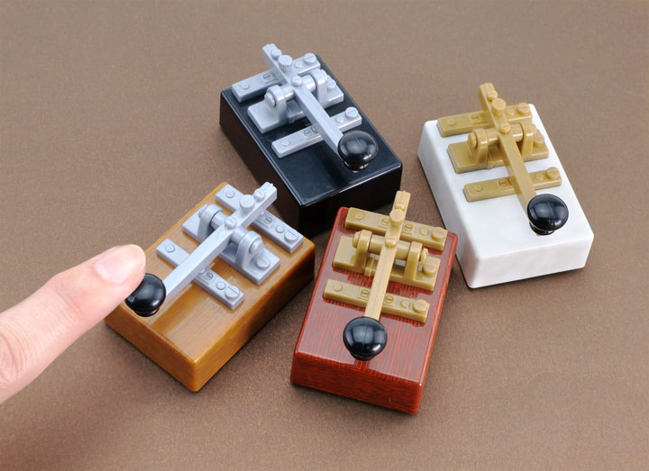 電子音でトンツーを再現！「モールス電鍵ミニチュアコレクション