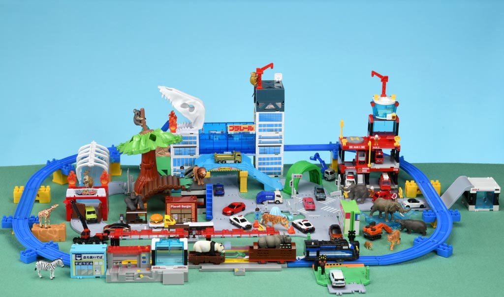トミカ他3ブランド共通規格「まちクリエイター」で夢の街を作ろう