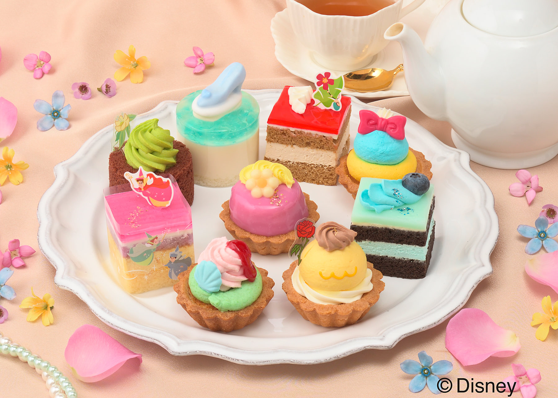 ディズニー】プリンセスがモチーフのカラフルなプチケーキが登場