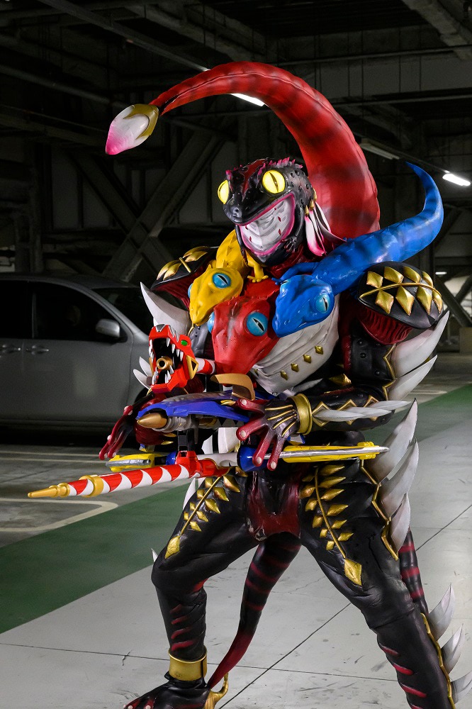 Vシネクスト『アバレンジャー20th』敵の声に関智一！ 声優陣コメントも