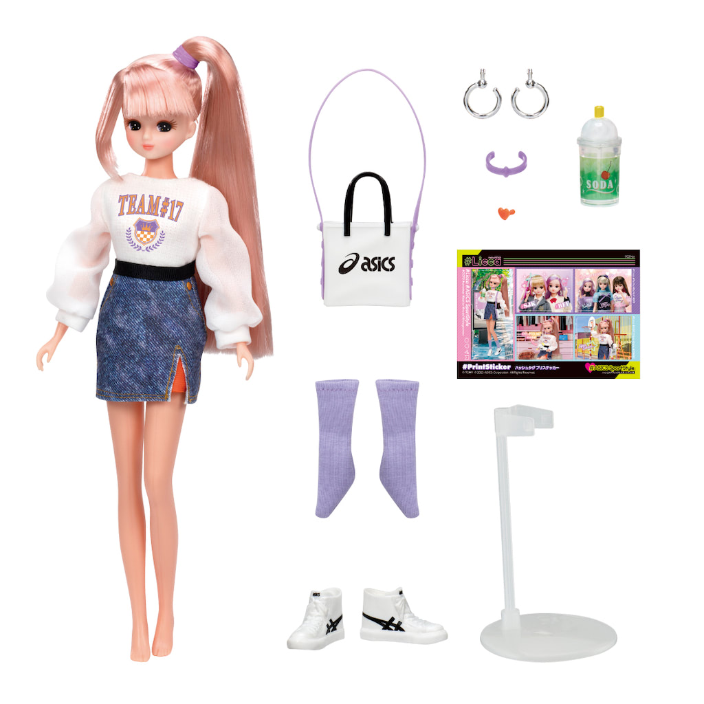 リカちゃん17歳、バスケ部。人気シューズ「アシックス」でスポーツ