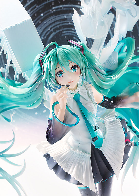 8／31は『初音ミク』の誕生日！ 「16歳の誕生日」を迎えたミクの特別な