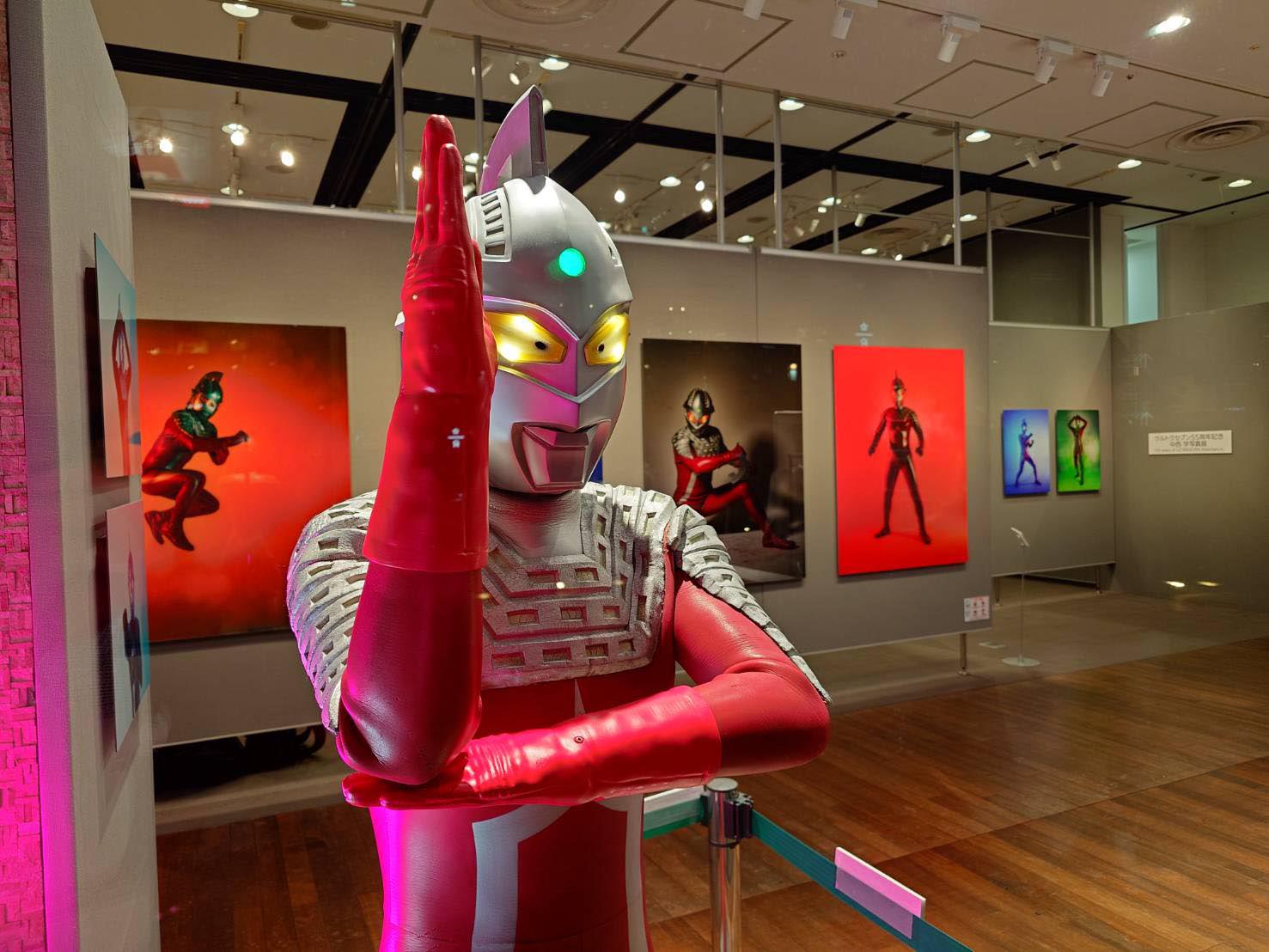 本日から【ウルトラセブン】55周年記念写真展！ 館内風景＆展示写真一