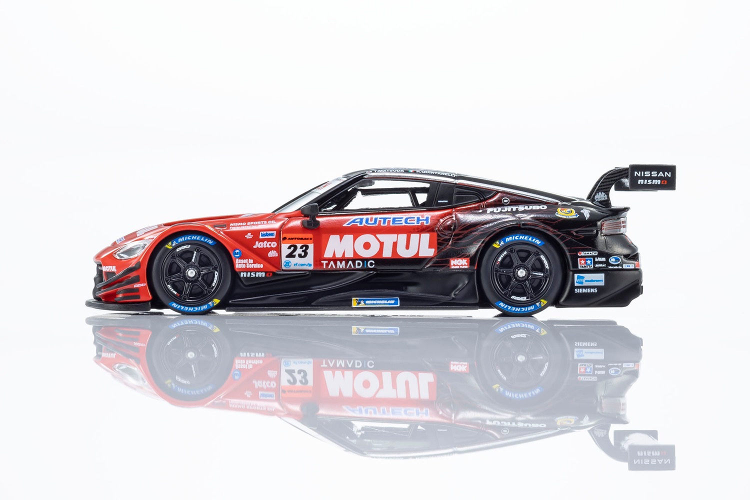 rin                   ファミリーマート限定 ファミマ限定】最新にして最強の『Z』が精巧な京商ミニカーに