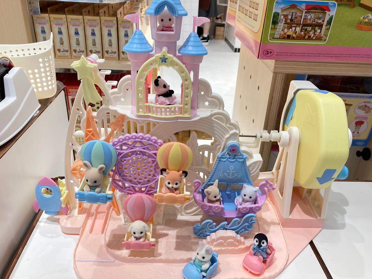 【新品未使用品】シルバニアファミリーしろウサギ　赤ちゃんみつご渋谷PARCO限定 オンライン及び一部店舗限定価格＊】シルバニアファミリー