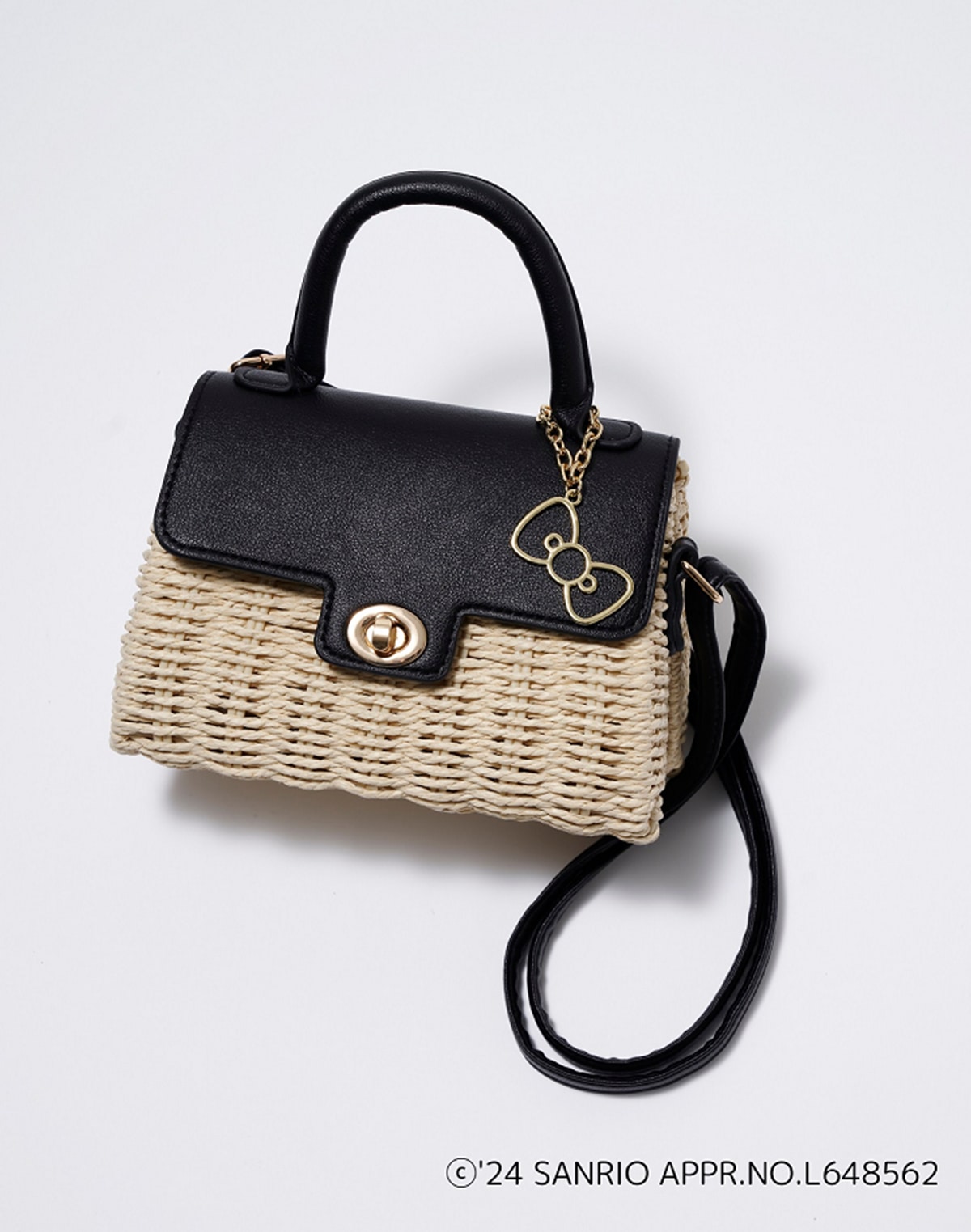 ハローキティ50周年】大人可愛い！ 『grove』からコラボ雑貨が