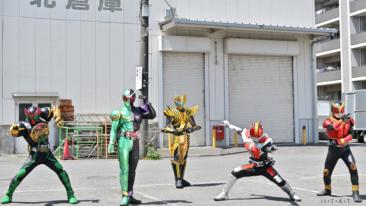 映画『仮面ライダーガッチャード』クウガ・電王・W・オーズ登場 