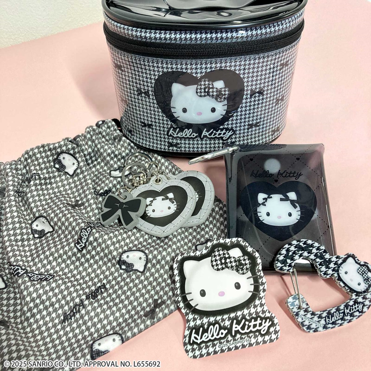 ハローキティ】平成リバイバルデザインがKawaii限定アイテム登場