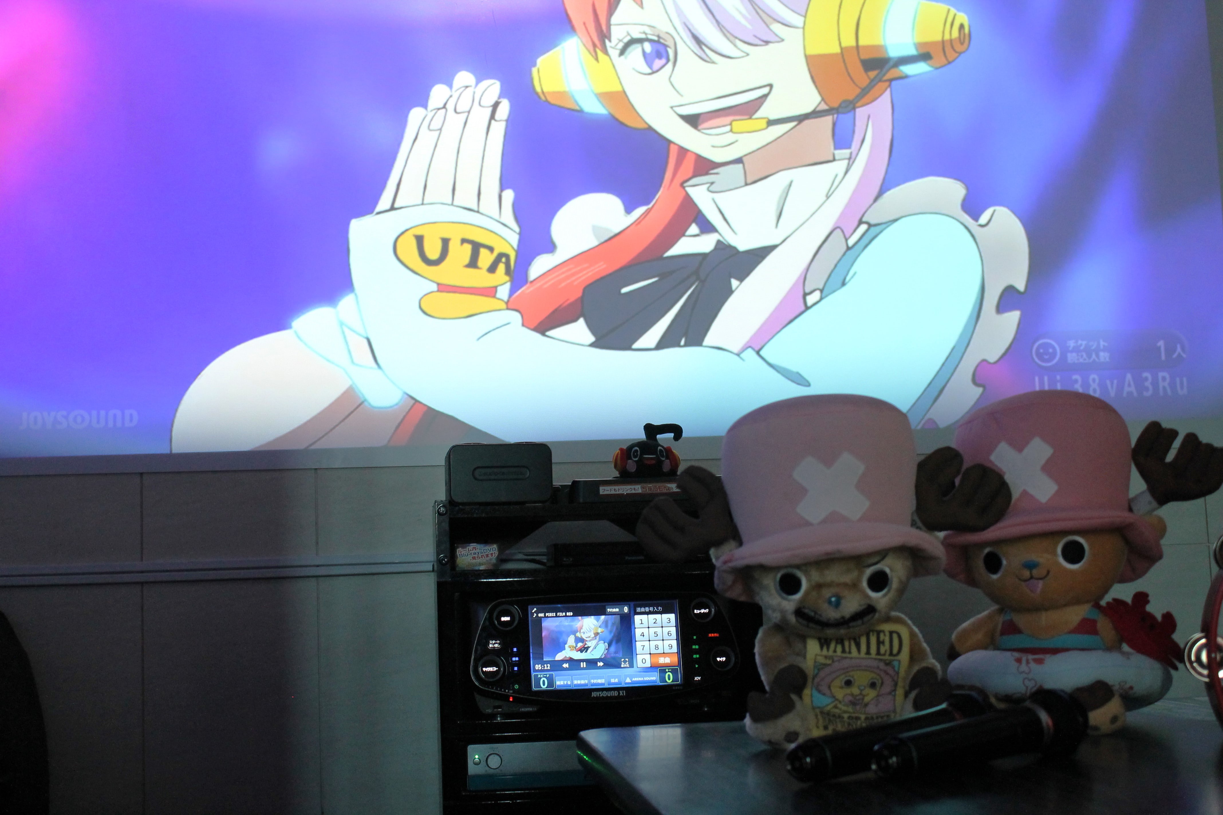 ONE PIECE】ウタと一緒に熱唱しよう！ カラオケルームで『FILM RED 
