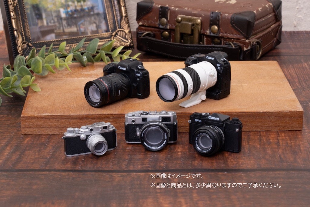 本物みたいな再現度！ Canonカメラ歴代名機5種がミニチュア化