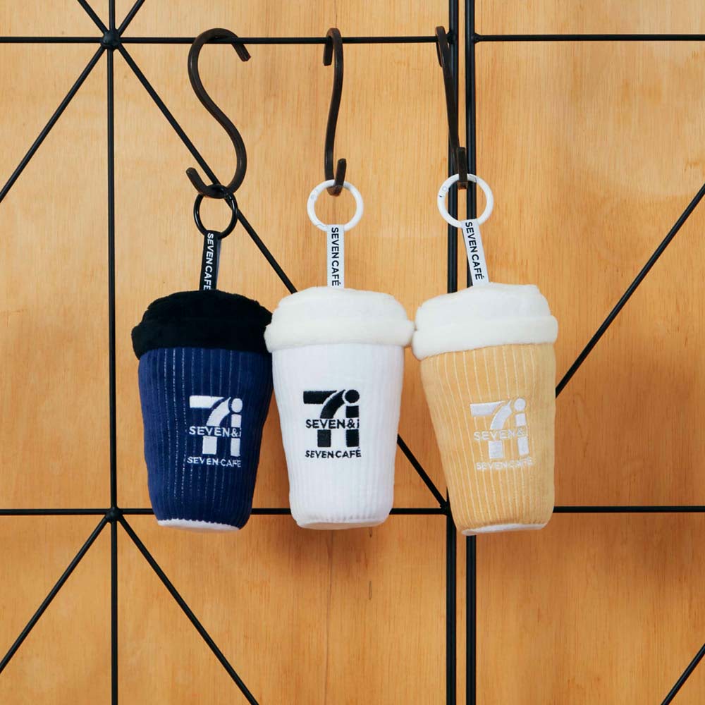 Happyくじ『セブン-イレブン』】人気商品がデザインそのままのグッズで