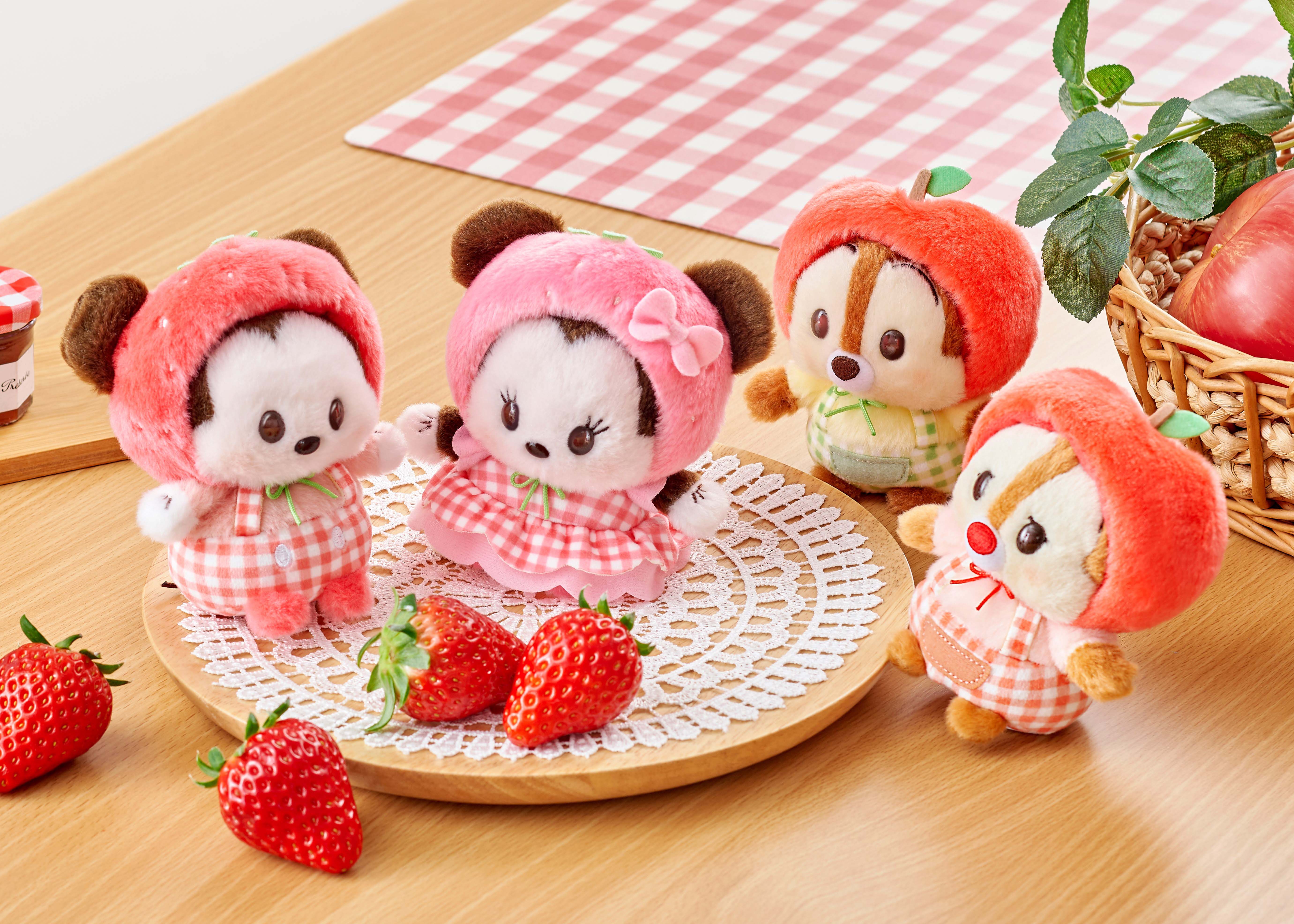 ディズニーストア】ミニーマウスやマリーとフルーツ飴がテーマの新